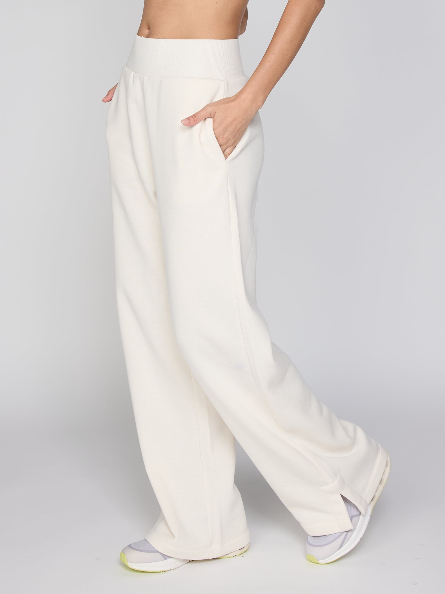 Fleece Cozy Wide Leg Pants – Gottex Studio